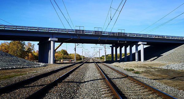 Мост через железную дорогу